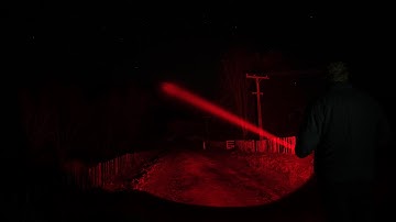 Convoy L21B Osram CSLNM1 Red vs C8+ (Store Demo)