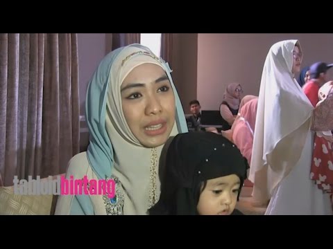 Oki Setiana Dewi Berbagi Tip Mengenakan Hijab Syar'i Oki Setiana Dewi Berbagi Tip Mengenakan Hijab Syar'i