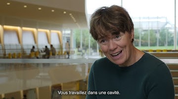 La chirurgie et le chien SynDaver [clip sommaire] [French translation]