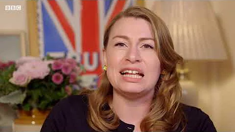 ‘Submitting to my husband like it's 1959': Why I became a TradWife ¦ BBC Stories