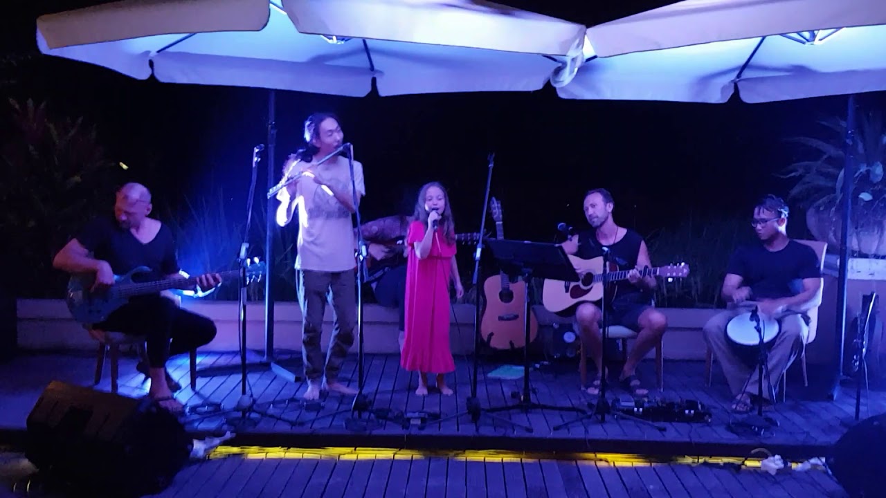 Zombie (Cranberries Bali Cover)