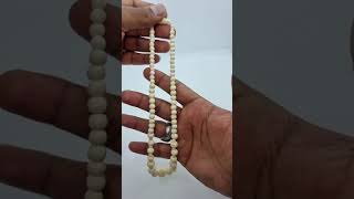 White coral necklace - من بنود مزادنا قلادة من المرجان الابيض