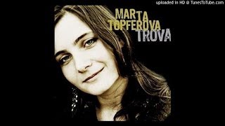 Marta Topferova - Las Luciérnagas, 2009.