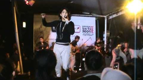The One - Maliq and D
