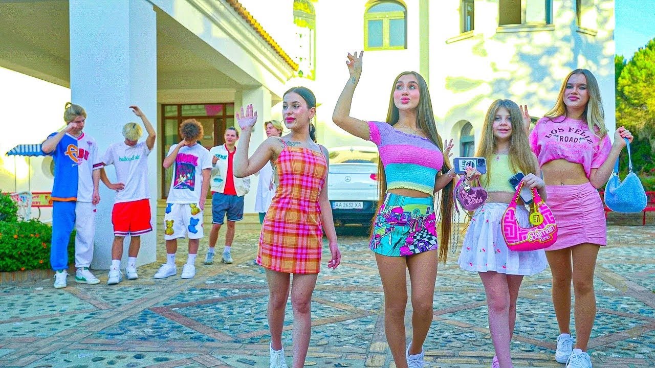 KAS TURI GRAŽIAUSIĄ STILIŲ BALUI? 🥰 Diana ir paaugliai nekantriai laukia savo baliaus!