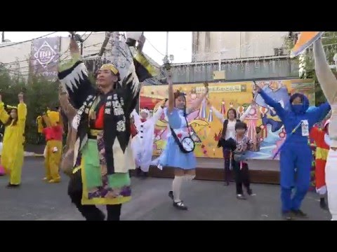 ど～んとcoco de踊らん会さん 湘南ｽﾀｰﾗｲﾄﾌｪｽﾃｨﾊﾞﾙ仮装ｺﾝﾃｽﾄ