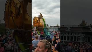 Pluto Dancing - Dream & Shine Brighter Parade - Disneyland Paris