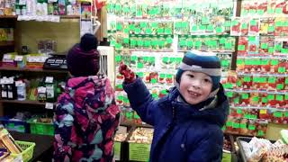 Юные блогеры посетили магазин для садоводов ЭКОстиль в Екатеринбурге