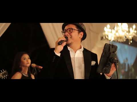Kisah Romantis-Sammy Simorangkir Feat Akustika Bali (original By Glenn)