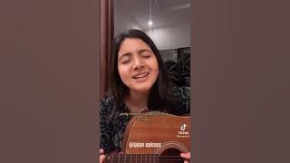 TIKTOK. BULAN SUTENA main gitar imut keren, banget..