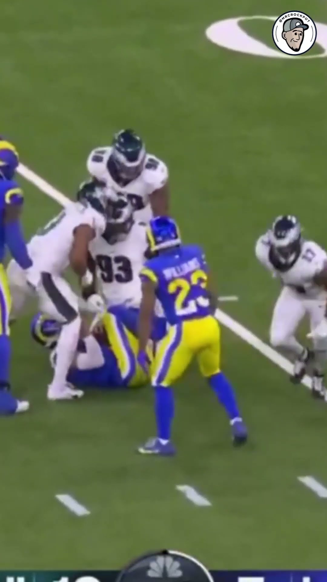 Derrick Henry vs Zack Baun \u0026 Nakobe Dean.. ROUND 1 FIGHT! ?? Eagles vs Ravens Preview I Top Matchups