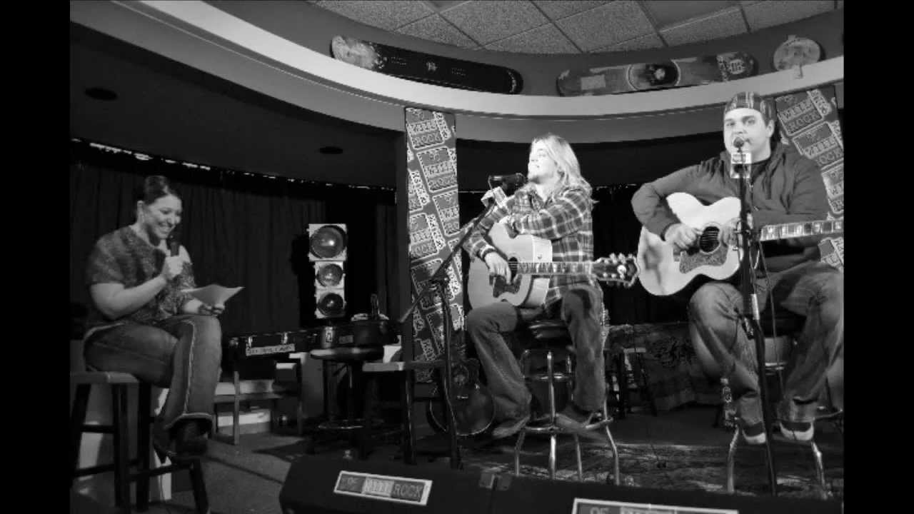 Black Stone Cherry - Like I Roll (acoustic, w/ interview)(720p) - YouTube