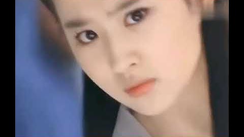 MÀN MÚA LỤA KINH ĐIỂN CỦA THẦN TIÊN TỶ TỶ LƯU DIỆC PHI