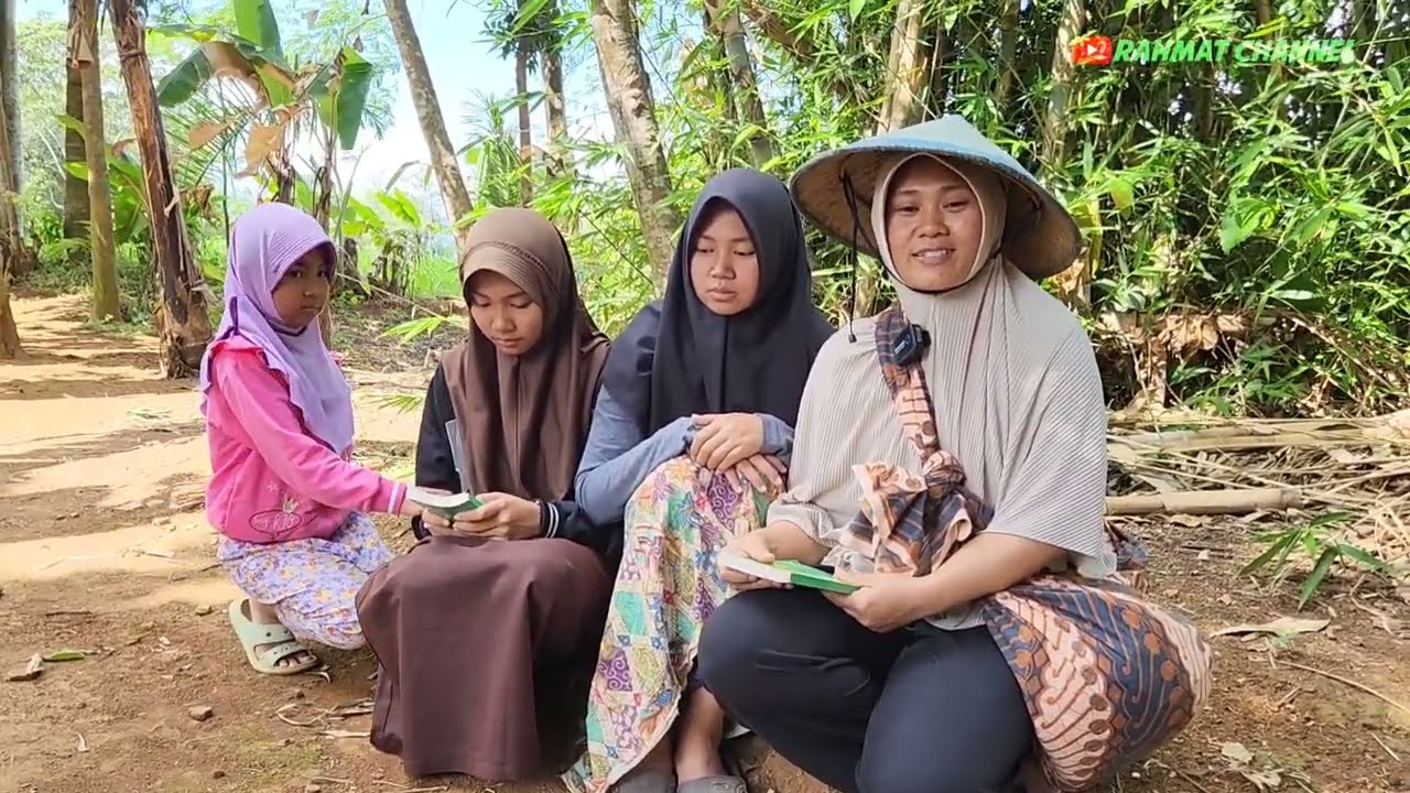 KEJADIAN ANEH DI LUAR LOGIKA HEMBUSAN ANGIN KENCANG TIADA HENTI SAAT ANTAR 3 ANAK YATIM ZIARAH KUBUR