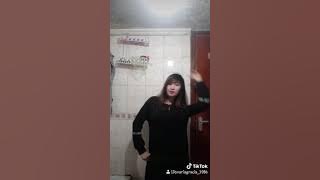 Nyek nyek mo
