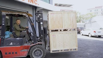 UV printer DTG printer t-shirt printers being loading in container to Europe