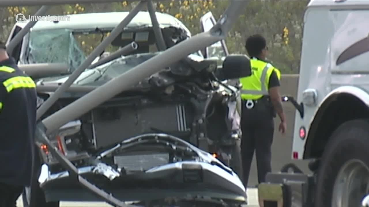 1 dead after dump truck with its bed up knocks highway sign onto pickup ...