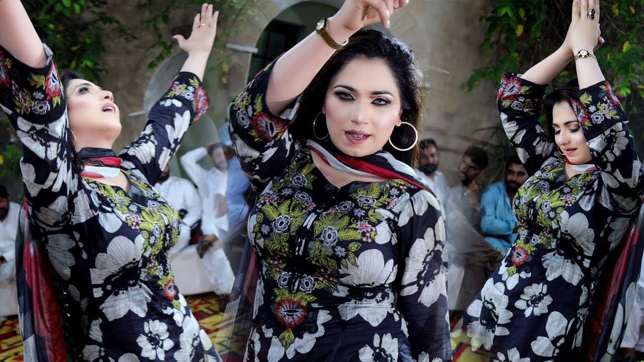 Dhola azlan ton reshma teri  Mehak Malik Dance Performance  mehak malik  mehak malik dance