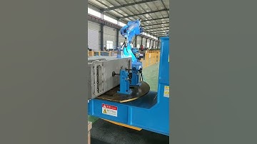 Our two-axis L type positioner supporting Yaskawa robot is applied to automated welding.