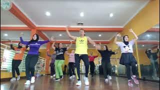 JANGAN KAU PERGI #elviesukaesih  koreo by coach @amorrd7801 #senamkreasi #virall #dance