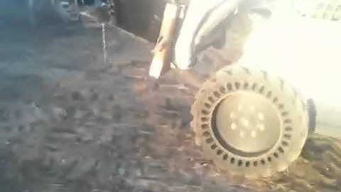 Pulverizer mounts on bobcat