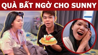 @Sunny Trương Bị Bệnh, Mình Bất Ngờ Tặng MÓN QUÀ Đặc Biệt | Oops Banana V10g 188