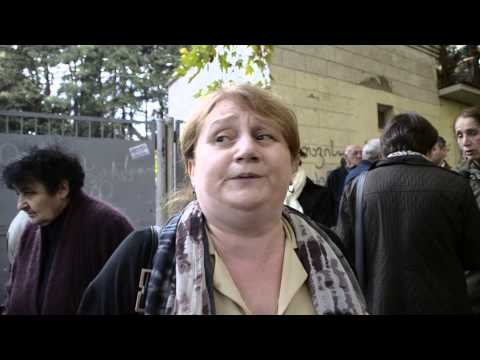 ასათიანის პარკის დასაცავად მოქალაქეებმა მორიგეობა დააწესეს