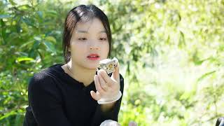 Download Lagu Talented 18-Year-Old Girl Repairs And Restores A Farmer's Chainsaw. Amazing! MP3