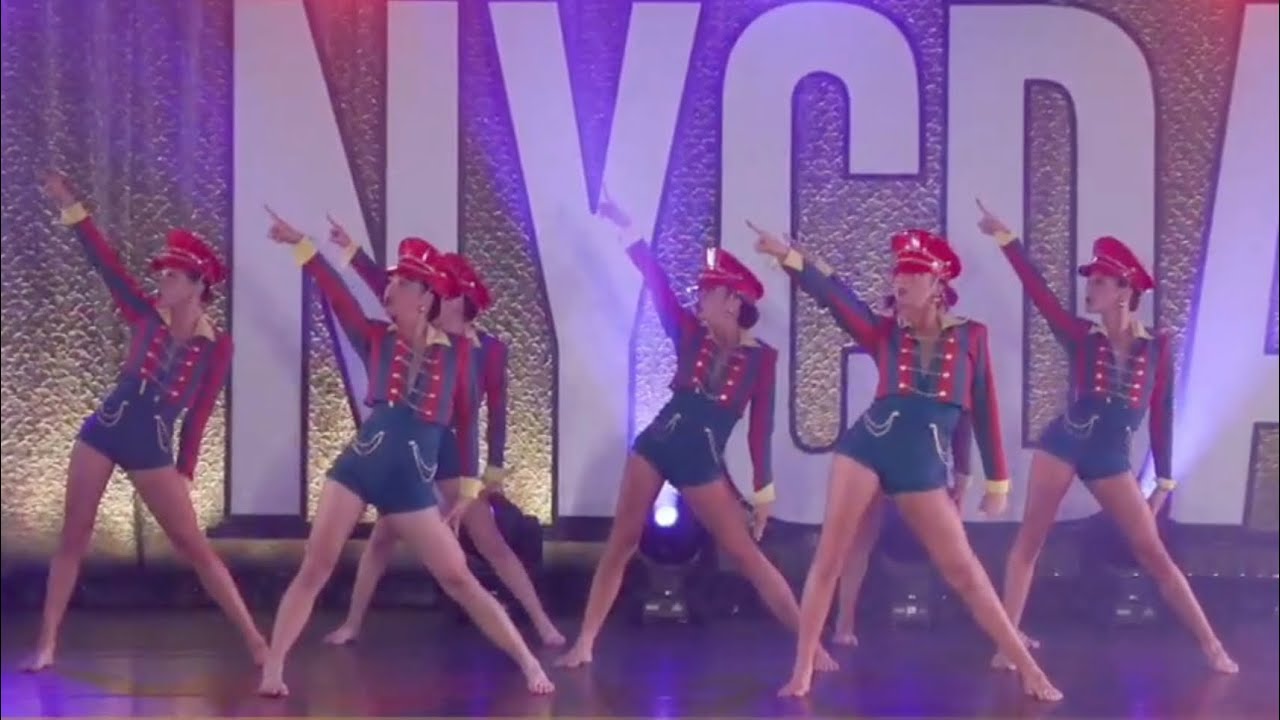 Double Dutch Bus - Project 21