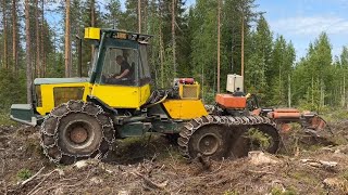 Muokkaus ja kylvö männylle, kerta-ajolla. Oikee äijäkone !