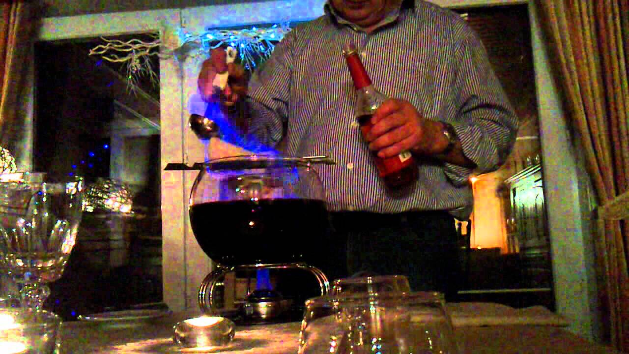 Feuerzangen Bowle 18-12-2011 - YouTube Feuerzangen Bowle 18-12-2011 - YouTube