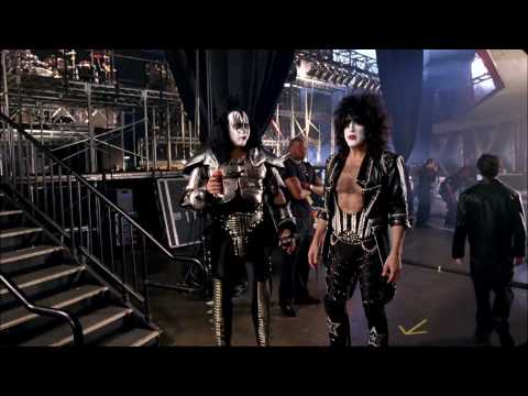 Kiss Dr Pepper Cherry Commercial with little Kiss