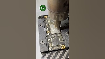 iPhone 11 - Nand IC Pry up with tweezers
