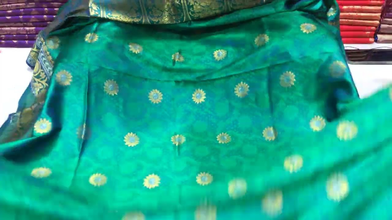 Soft banarasi silk saree / Heerfashion.com / zari work