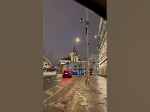 Почему таксисты взяв заказ проезжают мимо клиентов не забрав пассажиров?