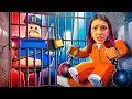 Roblox  escapamos de um policial muito doido barrys prison run  luluca games