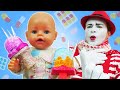 Vidéos amusantes pour enfants sur Baby Born Annabell et le mime. Le bébé a pris froid!