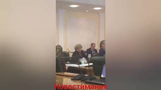 Нарусова возмущается: почему власть может распространять фейки, а простые граждане - нет.