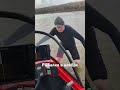 Рыбалка в ноябре. Сели на мель. Кроме коротких зимних сапог ничего не было. #h2a #fishing #рыбалка