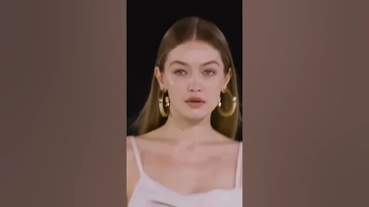 Gigi's Iconic Hair flip at Jacquemus FW20 #gigihadid - DayDayNews