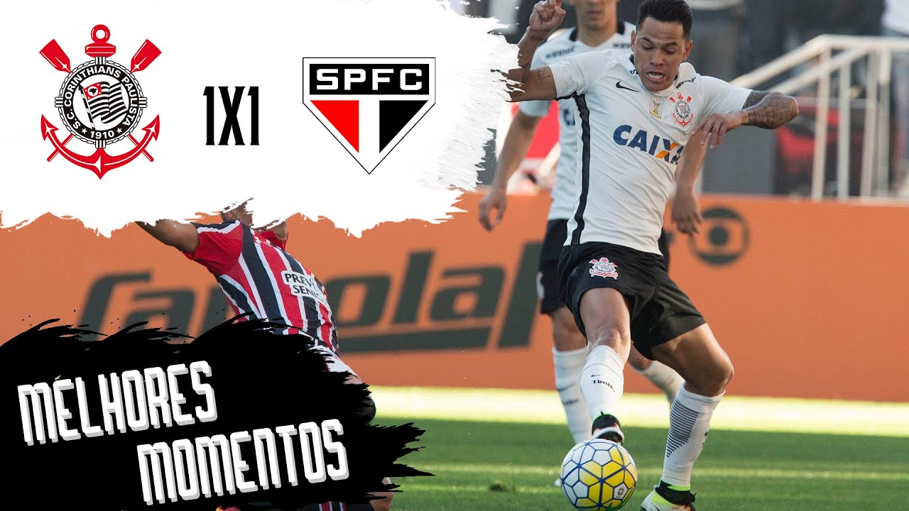 SAO PAULO - SP - 21/11/2016 - BRASILEIRO A 2016/CORINTHIANS X INTERNACIONAL  - Marlone do Corinthians comemora seu gol durante partida contra o  Internacional pelo Campeonato Brasileiro A 2016 na Arena Corinthians.