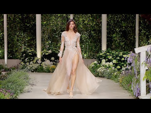 Watch Luxury Bridal Collection by Pronovias at Bridal Fashion Week 2018 in Barcelona