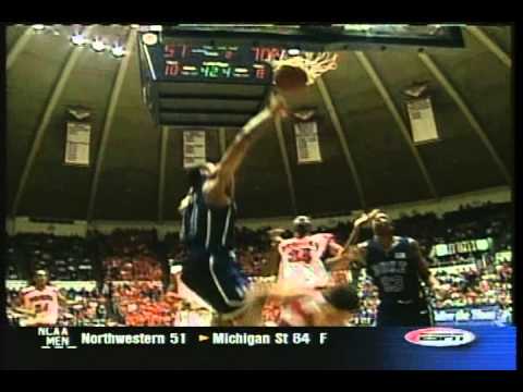 Dahntay Jones Goes to the Rack at UVA