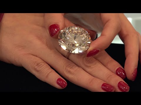Biggest Diamond Rings in the Celebrity History – RockHer.com