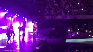 Ariana Grande Bang Bang Live in Barcelona at the HoneyMoon Tour 16.06.15