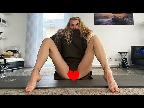 😱 Yoga Challenge! 😱 | Short Dark Green Dress