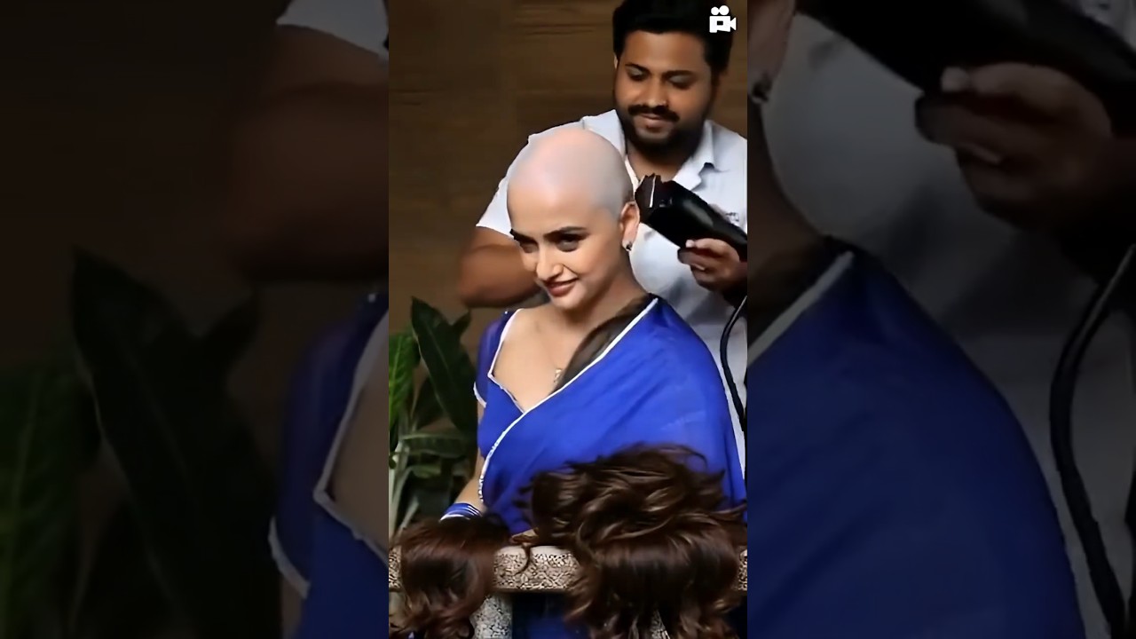 SREELEELA HEADSHAVE IN BLUE SAREE (made using AI)