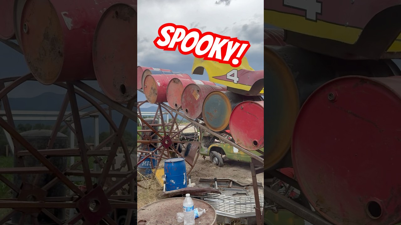 🎃recently at Field of Screams Montana 👻❗️#Halloween #DIY #HowToDecoration #Spooky #Junkyard💀