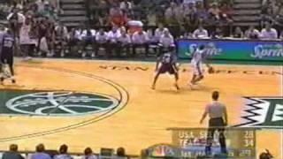 Ray Allen (USA) HUGE Poster Dunk  vs. USA Select(, 2010-07-26T09:59:46.000Z)