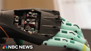 Students develop robotic prosthetics using AI